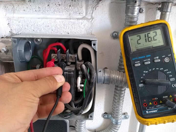ELECTRICIDADQRO - Electricistas en Queretaro — foto 4