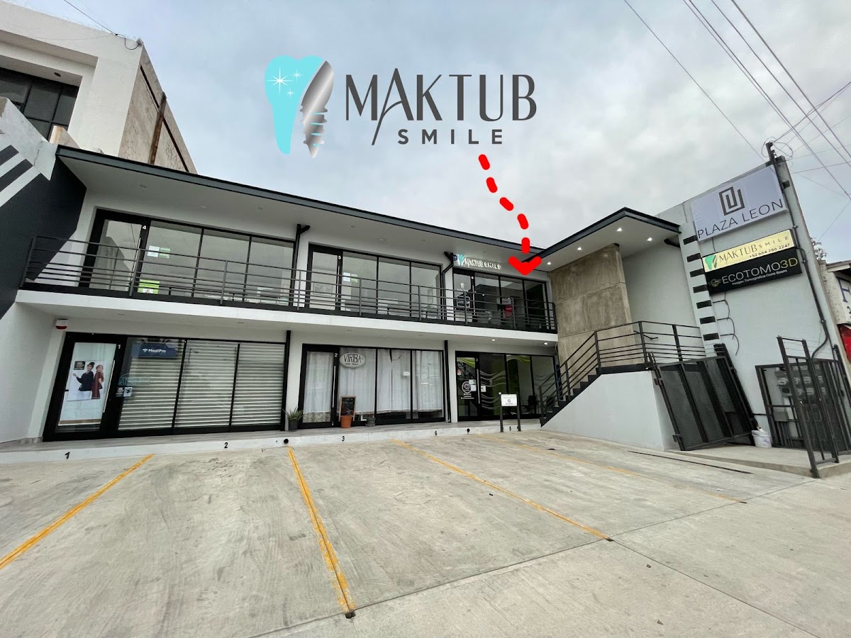 Maktub Smile Implantes & Estética Dental — foto 2