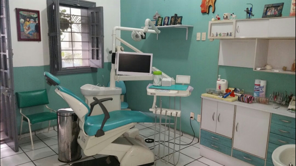 CLÍNICA DENTAL JALISCIENSE