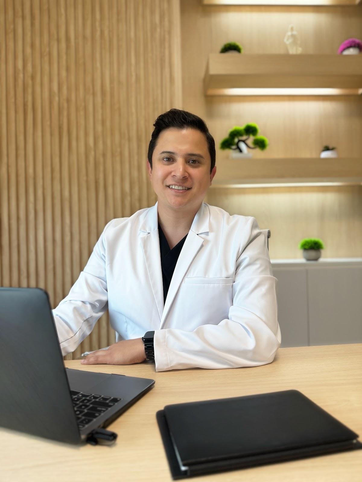 Dr. Fernando Daniel Rodríguez Hernández — foto 4