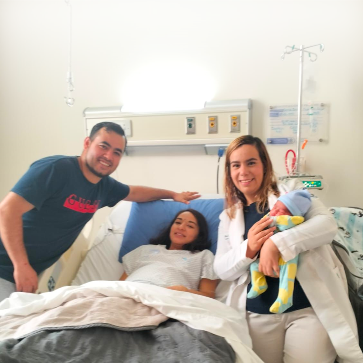 Dra. Paloma López Ginecóloga Obstetra especialista en Medicina Materno Fetal — foto 4