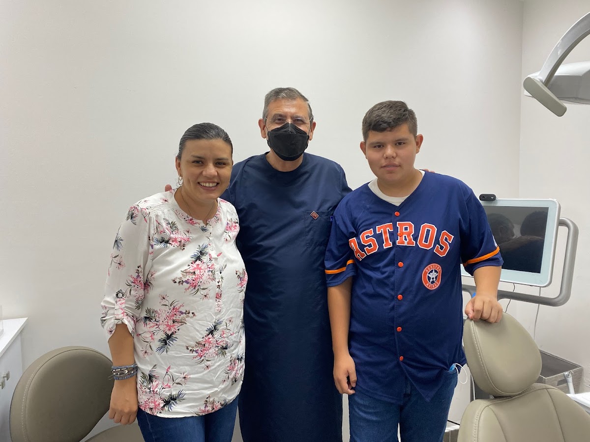 Dr. Jesús Rea Garza | Dentista Especialista en Ortodoncia — foto 4