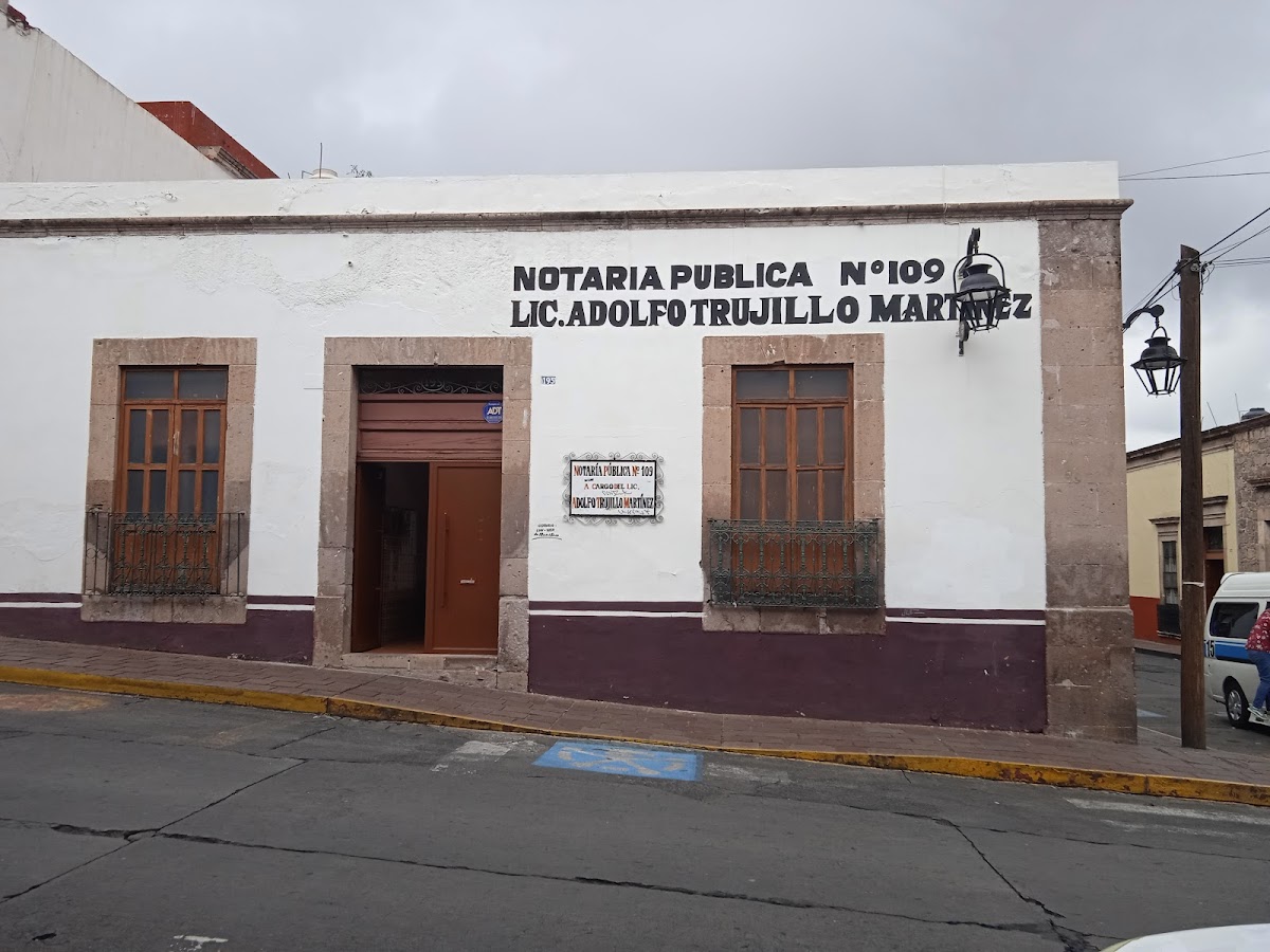 Lic. Adolfo Trujillo Martínez