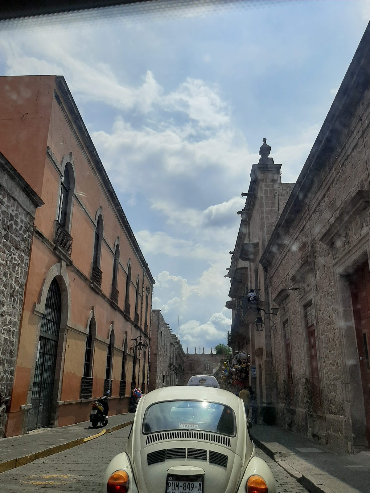 Lic. Adolfo Trujillo Martínez — foto 2