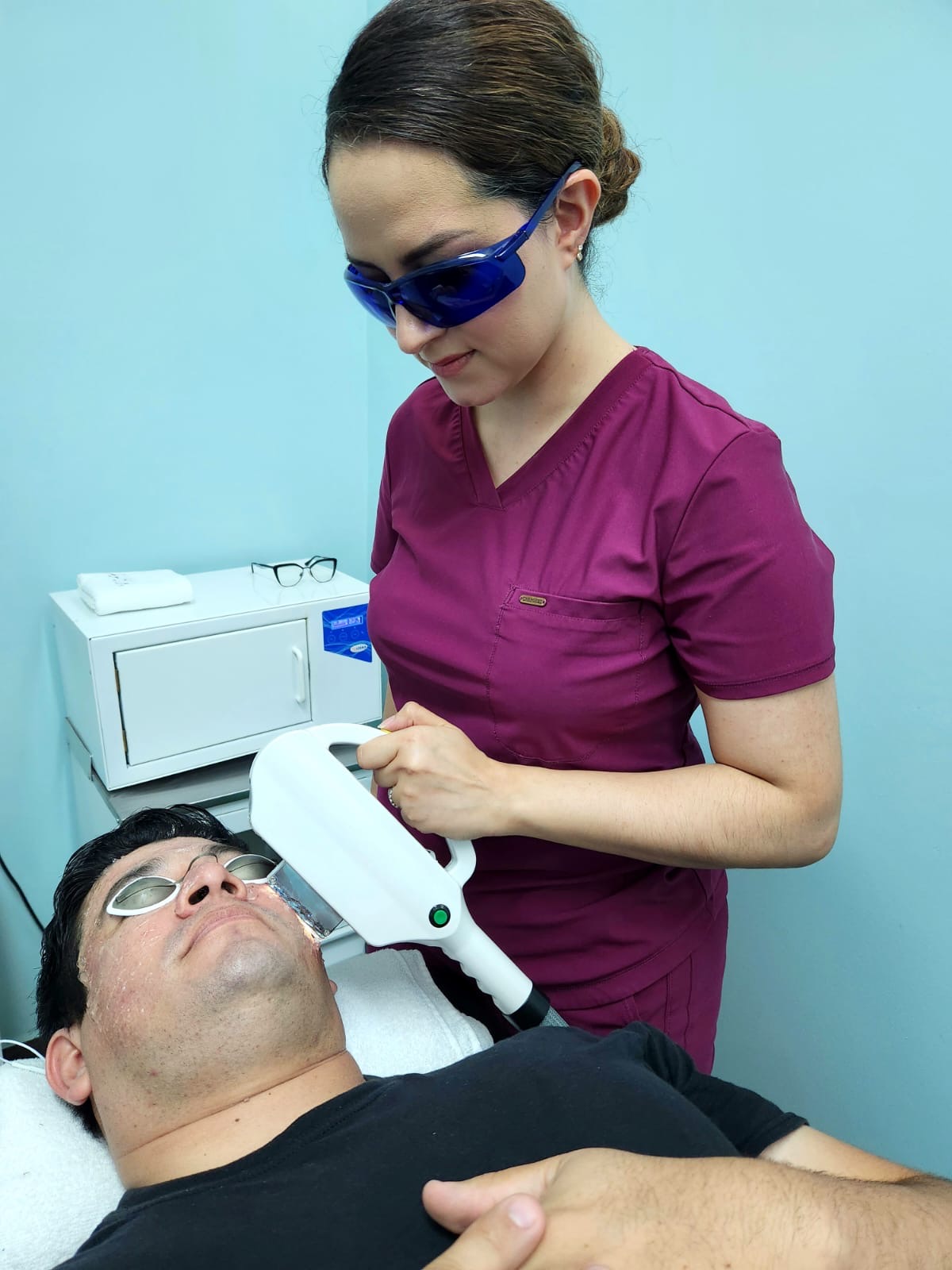 DermaQro Dra. Mariana Mirel Navarro