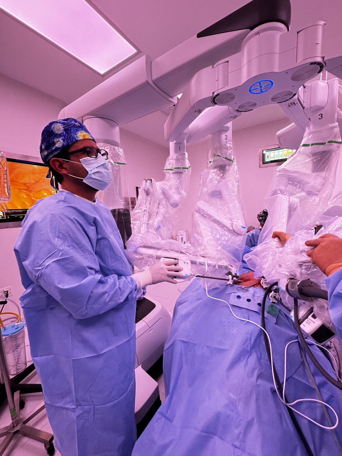 Dr. Benjamin Gloria Avila — foto 4