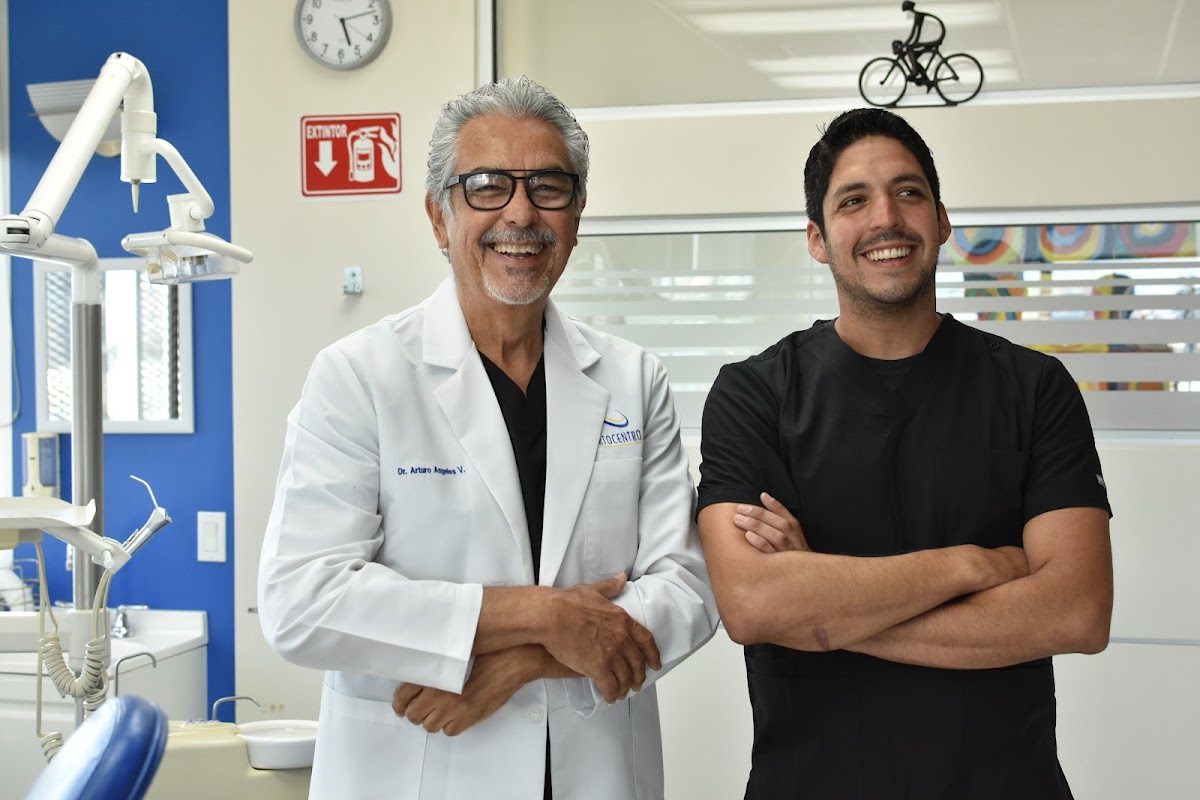 ORTOCENTRO, DR. ARTURO ÁNGELES VALDEZ — foto 2