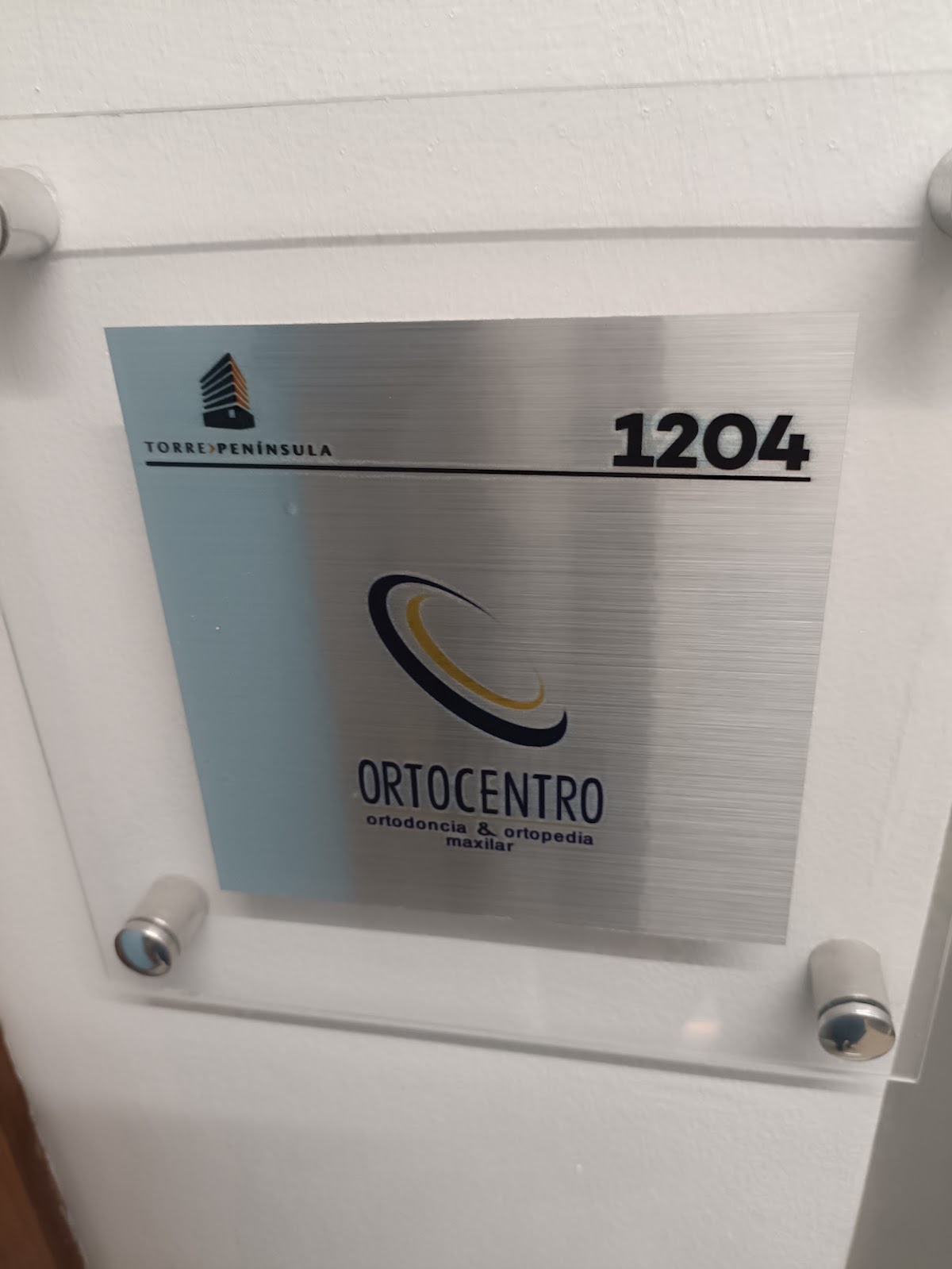 ORTOCENTRO, DR. ARTURO ÁNGELES VALDEZ — foto 3