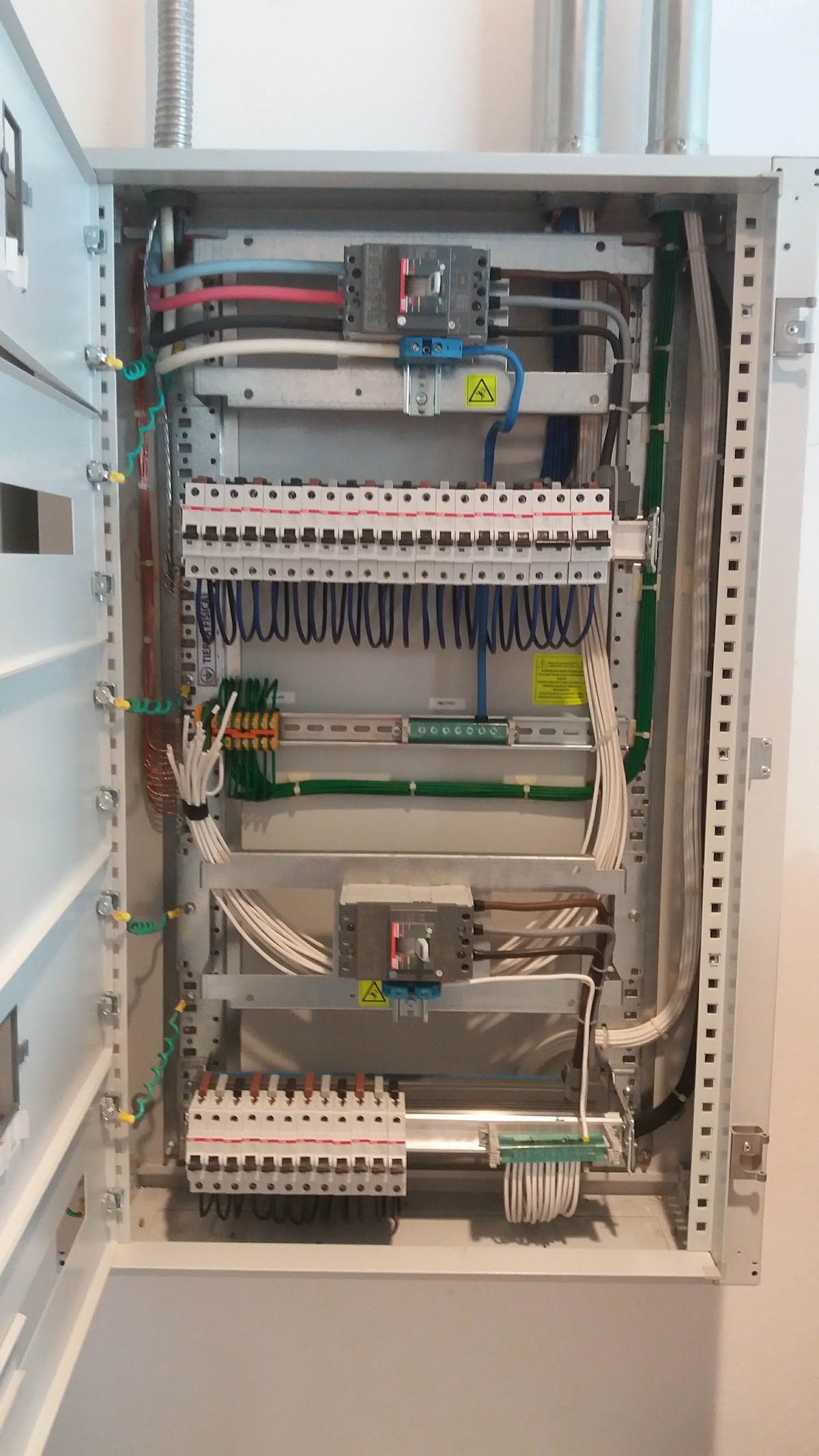 Instalaciones eléctricas residenciales,comerciales e industriales — foto 3
