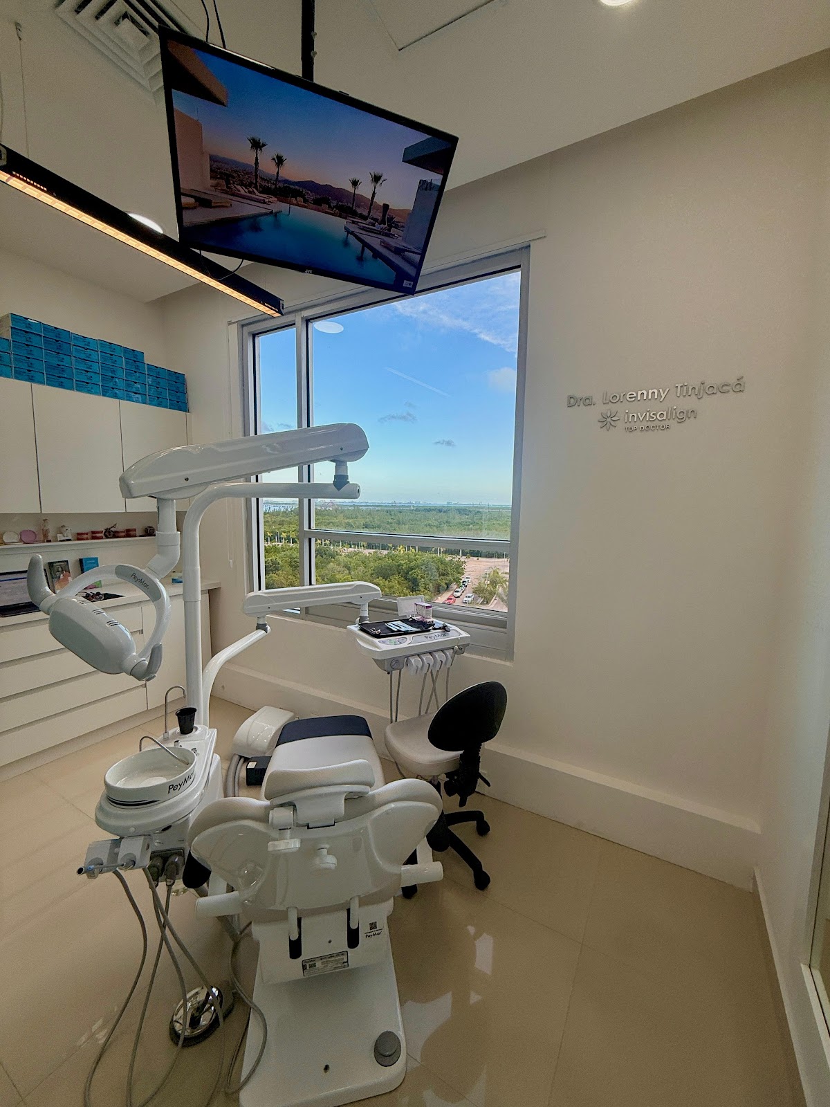Dra. Lorenny, Ortodoncia e Invisalign — foto 2