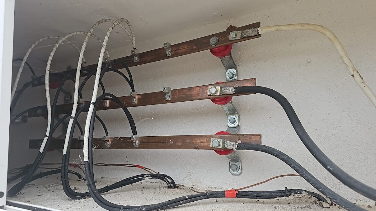 Electricista plomero ingeniero pisté — foto 3