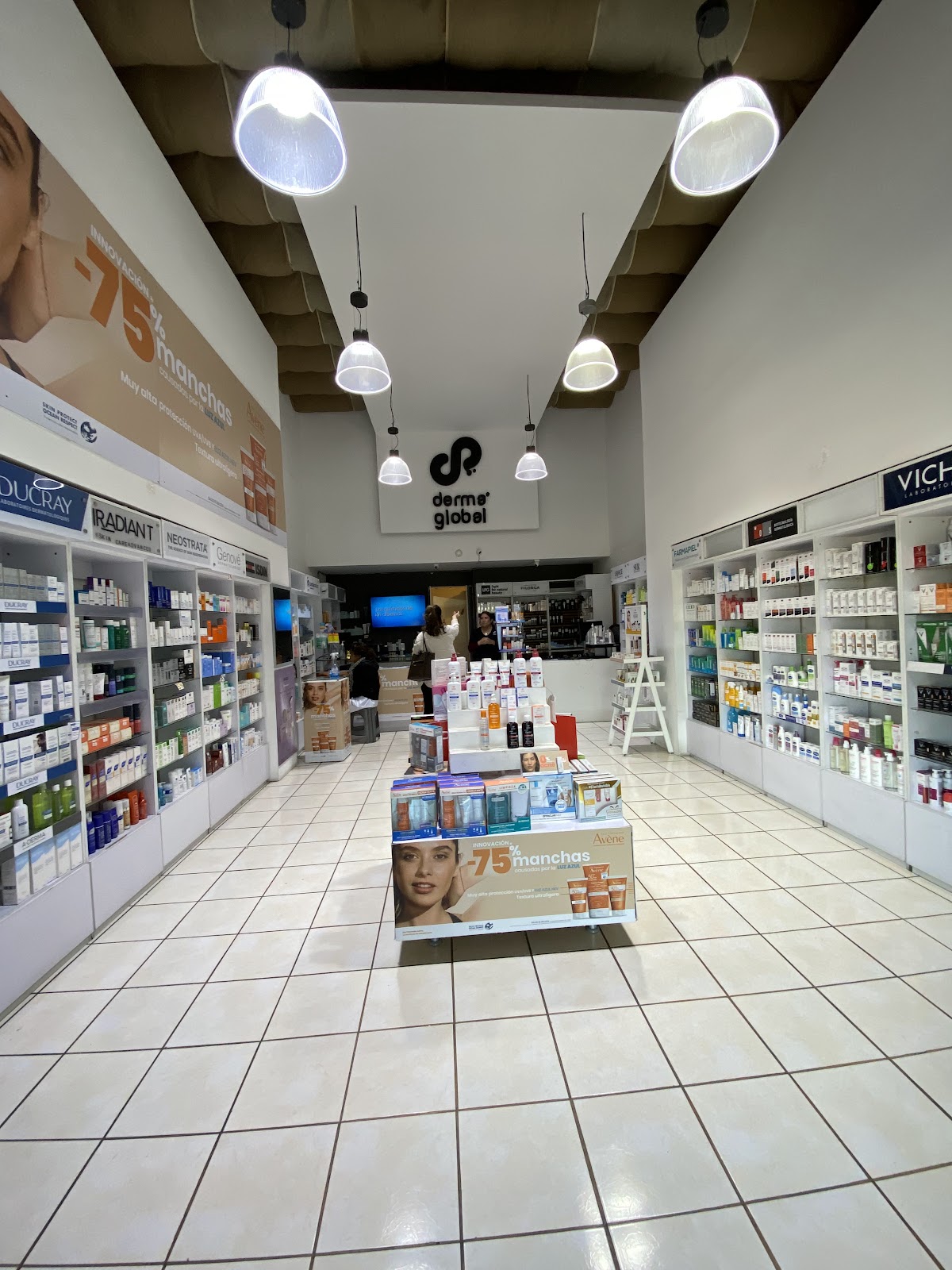 Farmacia Dermatológica Derma Global Sucursal Galerias — foto 2