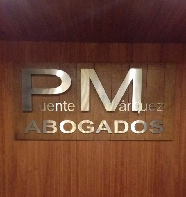 PUENTE ABOGADOS — foto 2