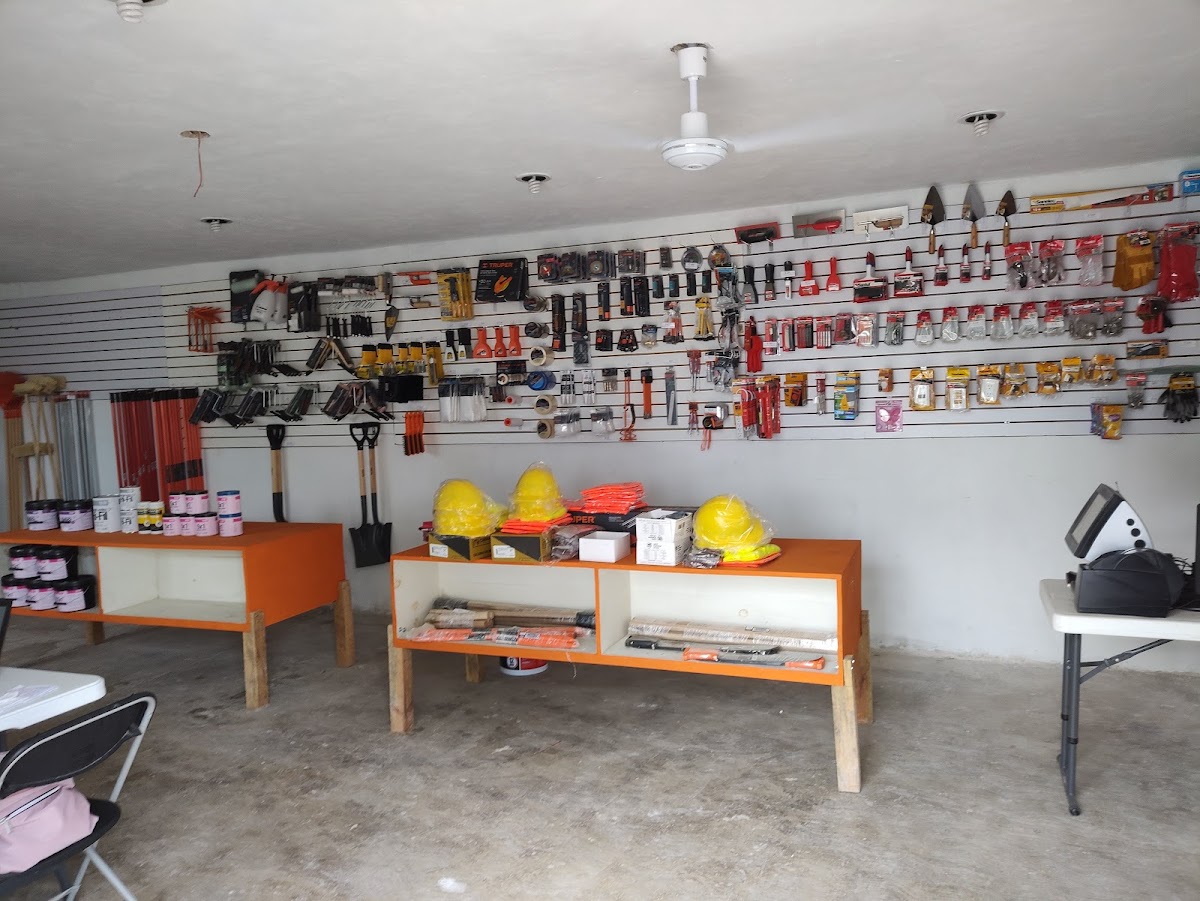 Ferretería Pinos Norte — foto 2