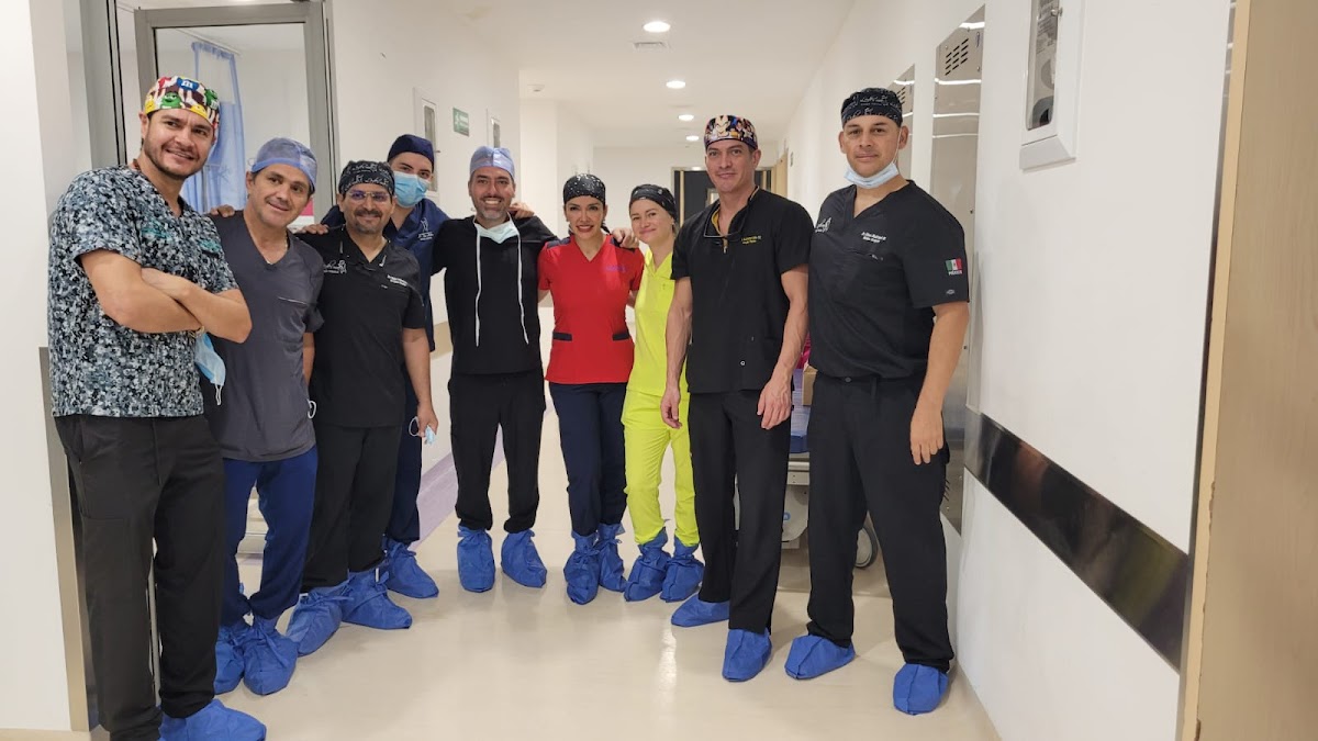 Dr. Jorge Eduardo Molina Ortega, Cirujano Plástico — foto 4