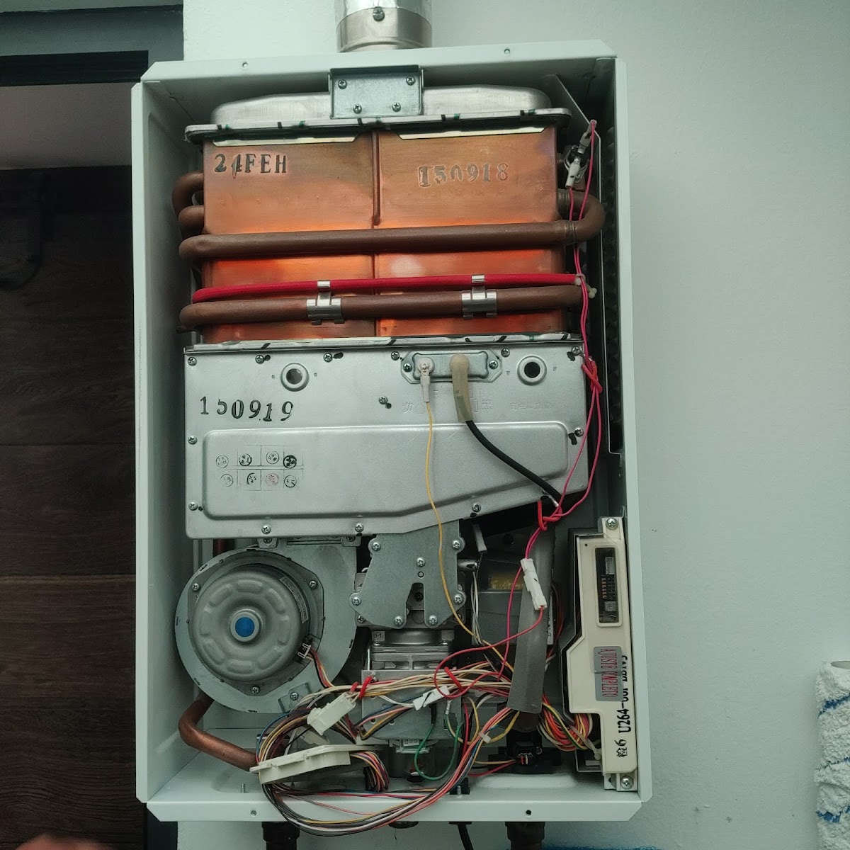 Servicio Técnico de Calentadores Stham (Instalación, mantenimiento,reparación y asesoría ).