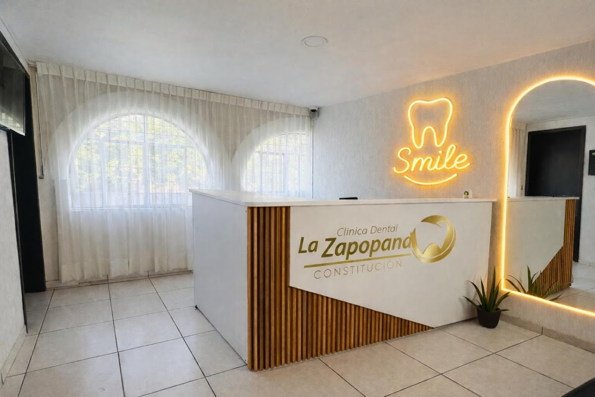 Clínica Dental la Zapopana (Sucursal Constitución)