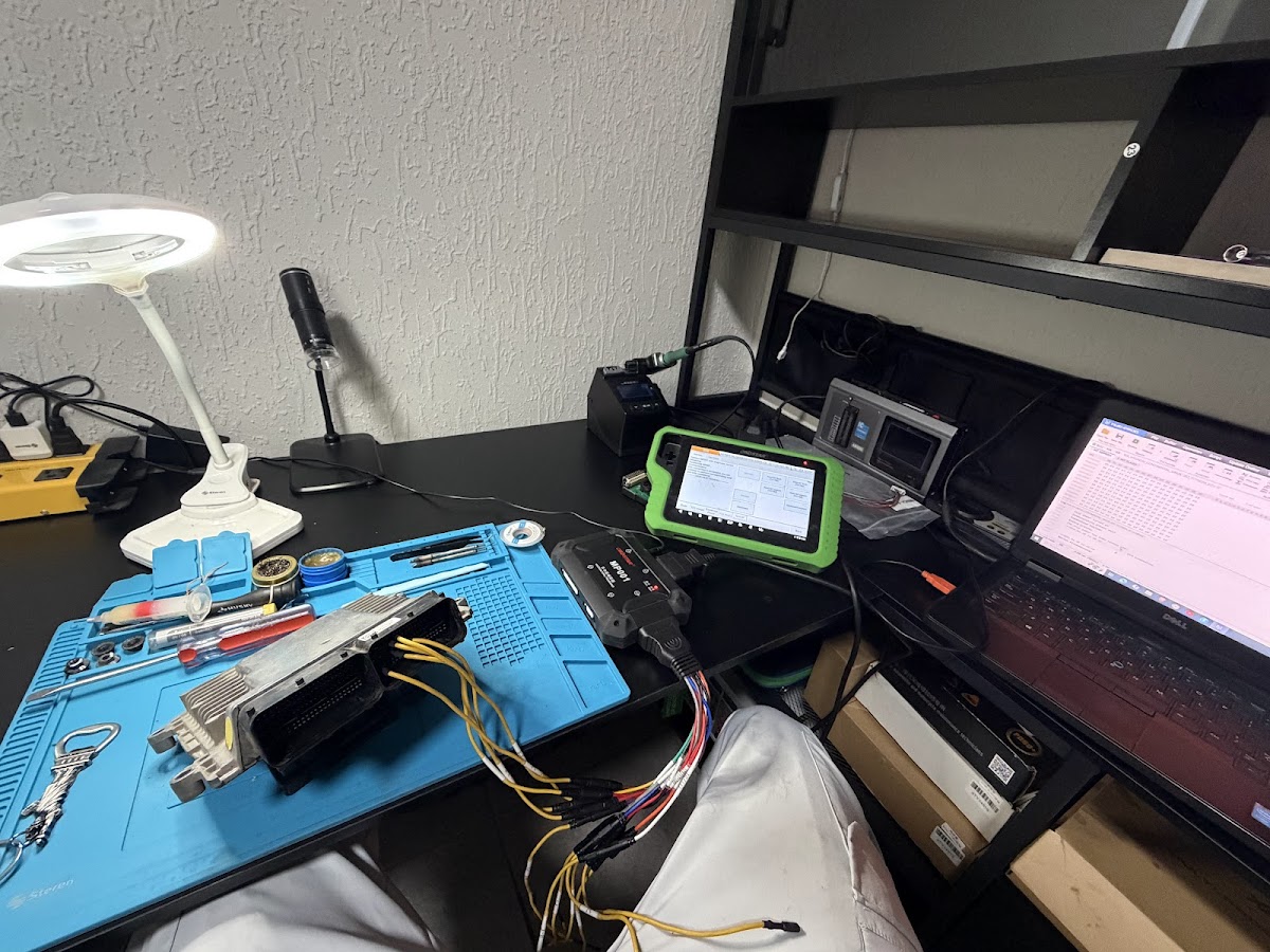 Mikekeys Programación Avanzada y Llaves Automotrices