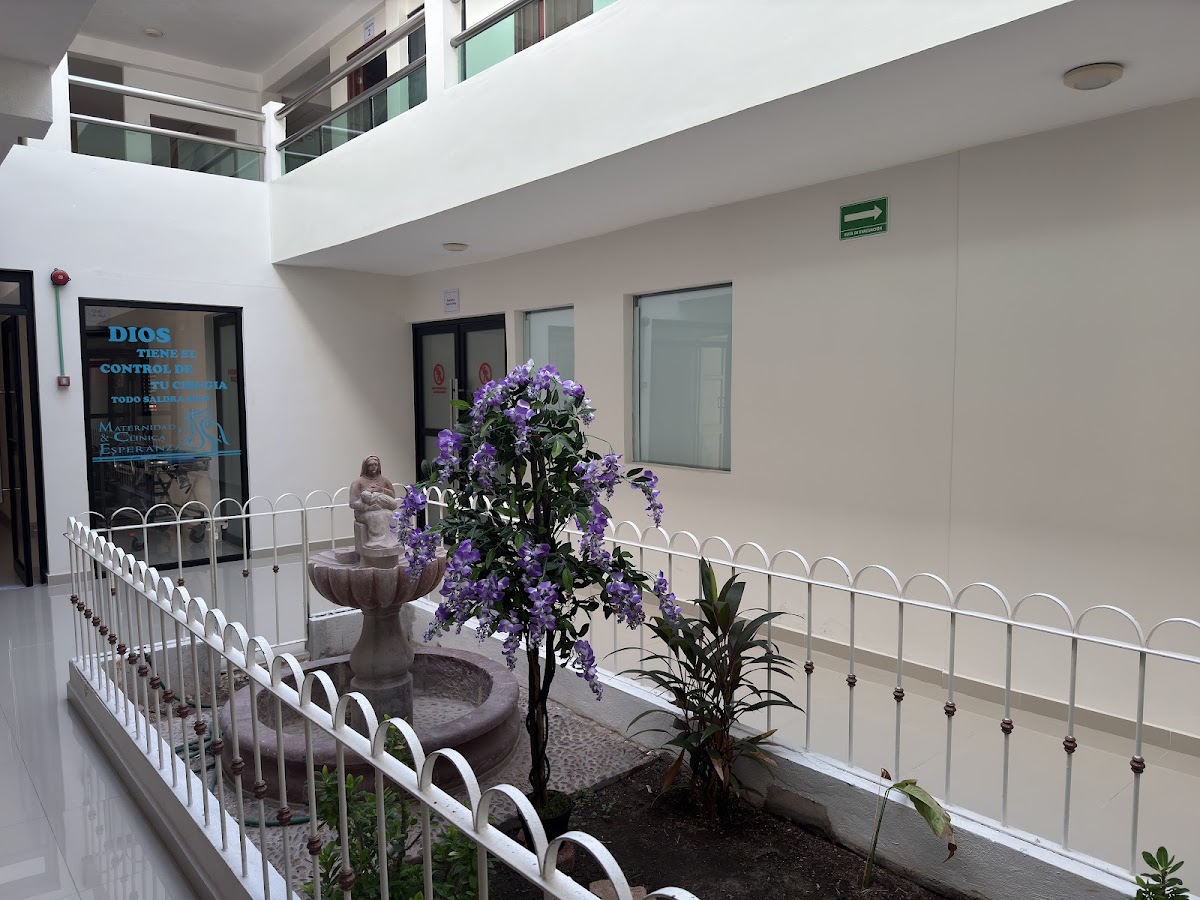 Maternidad y Clinica Esperanza