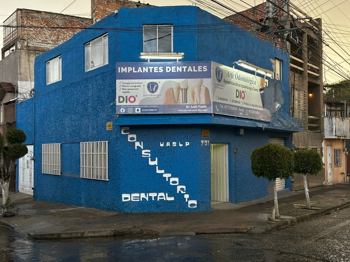 Arte Odontológico Implantes León — foto 3