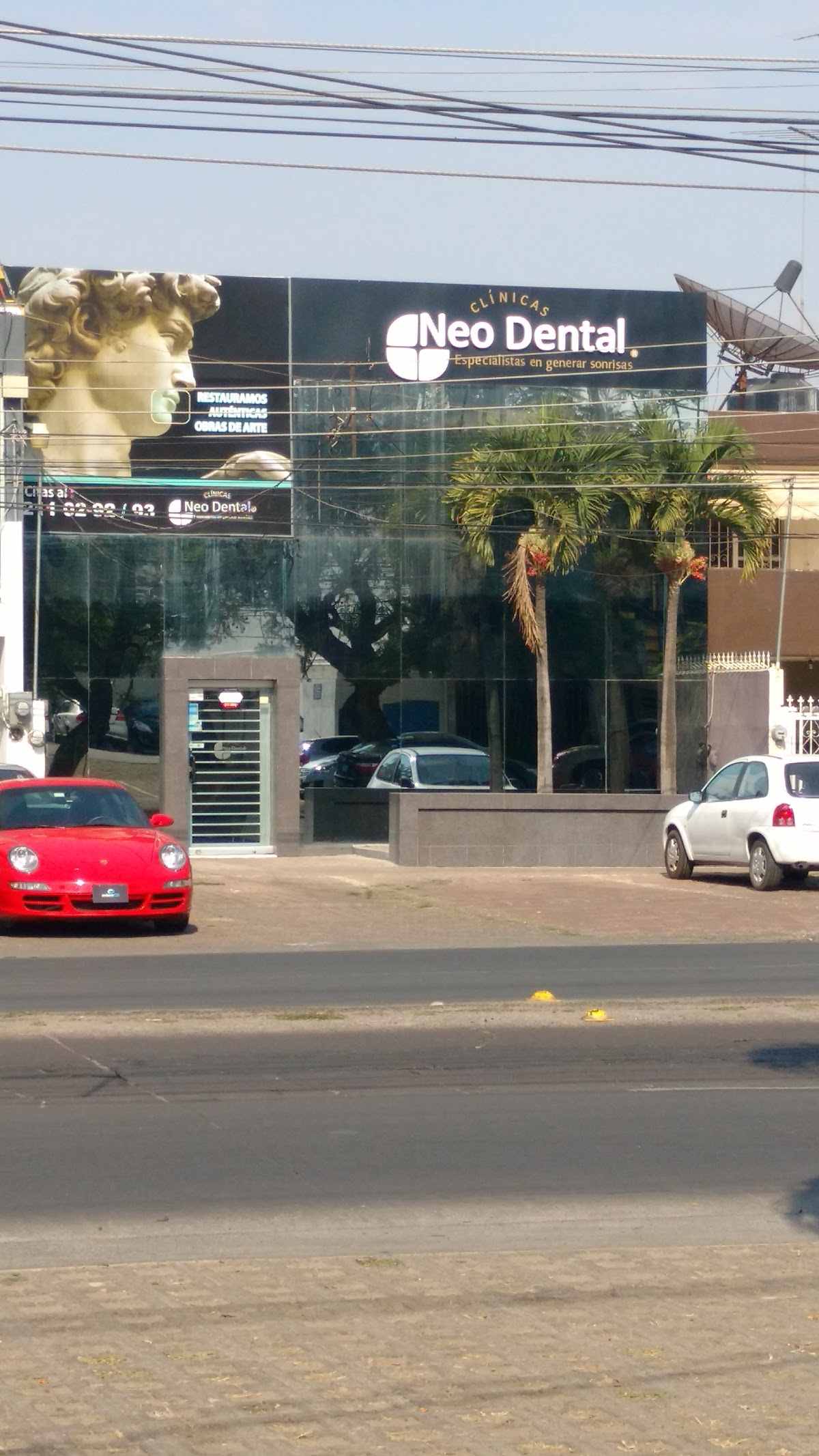 Clínica NeoDental - Especialistas en Generar Sonrisas — foto 3