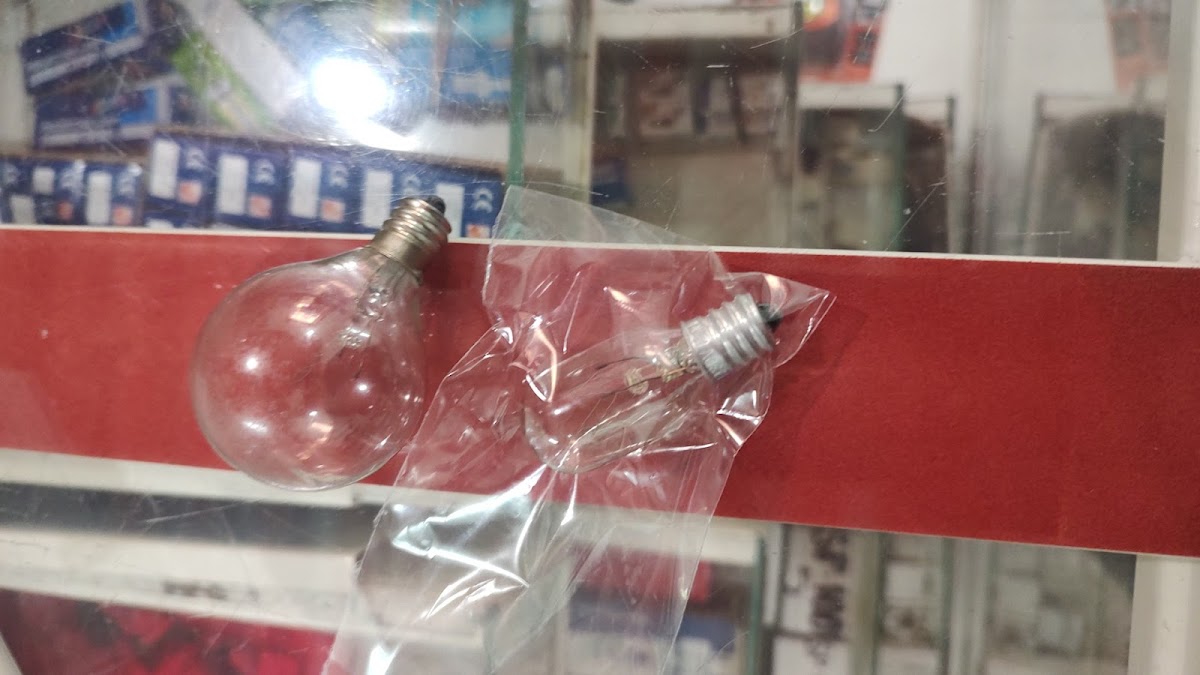 Distribuidora DE FOCOS Especiales
