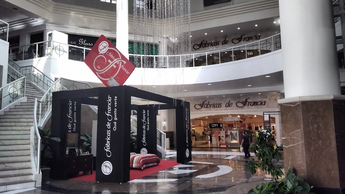 La Gran Plaza