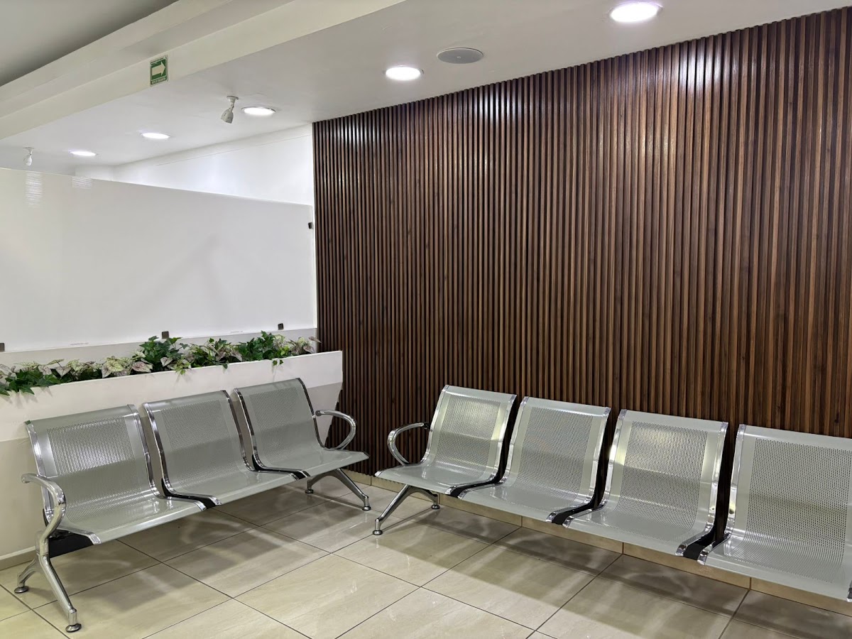 Clínica Dental La Zapopana – Dentista en Centro Sur