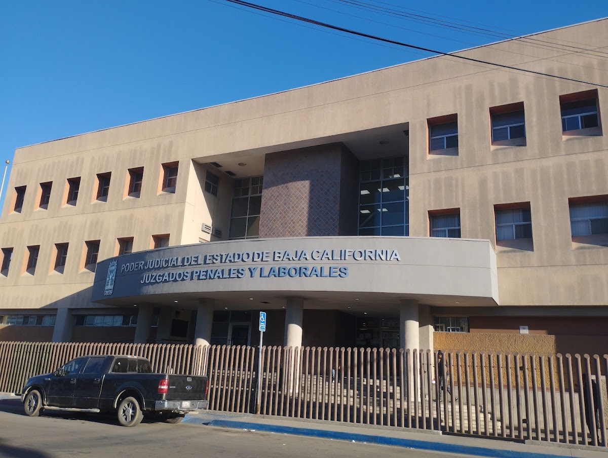 Abogado laboral Christian Lara Tijuana — foto 2