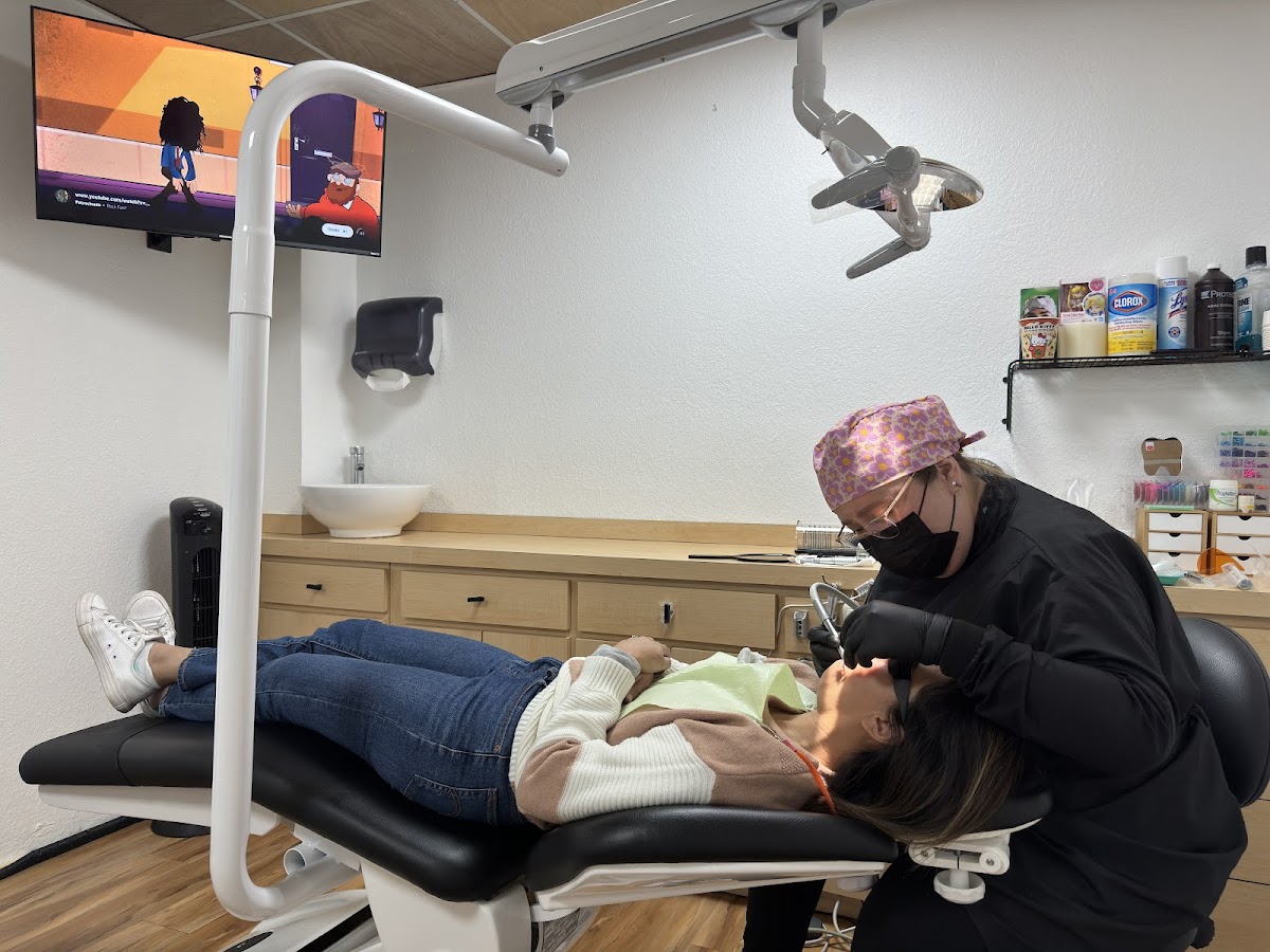 California's Dental Clinic — foto 2