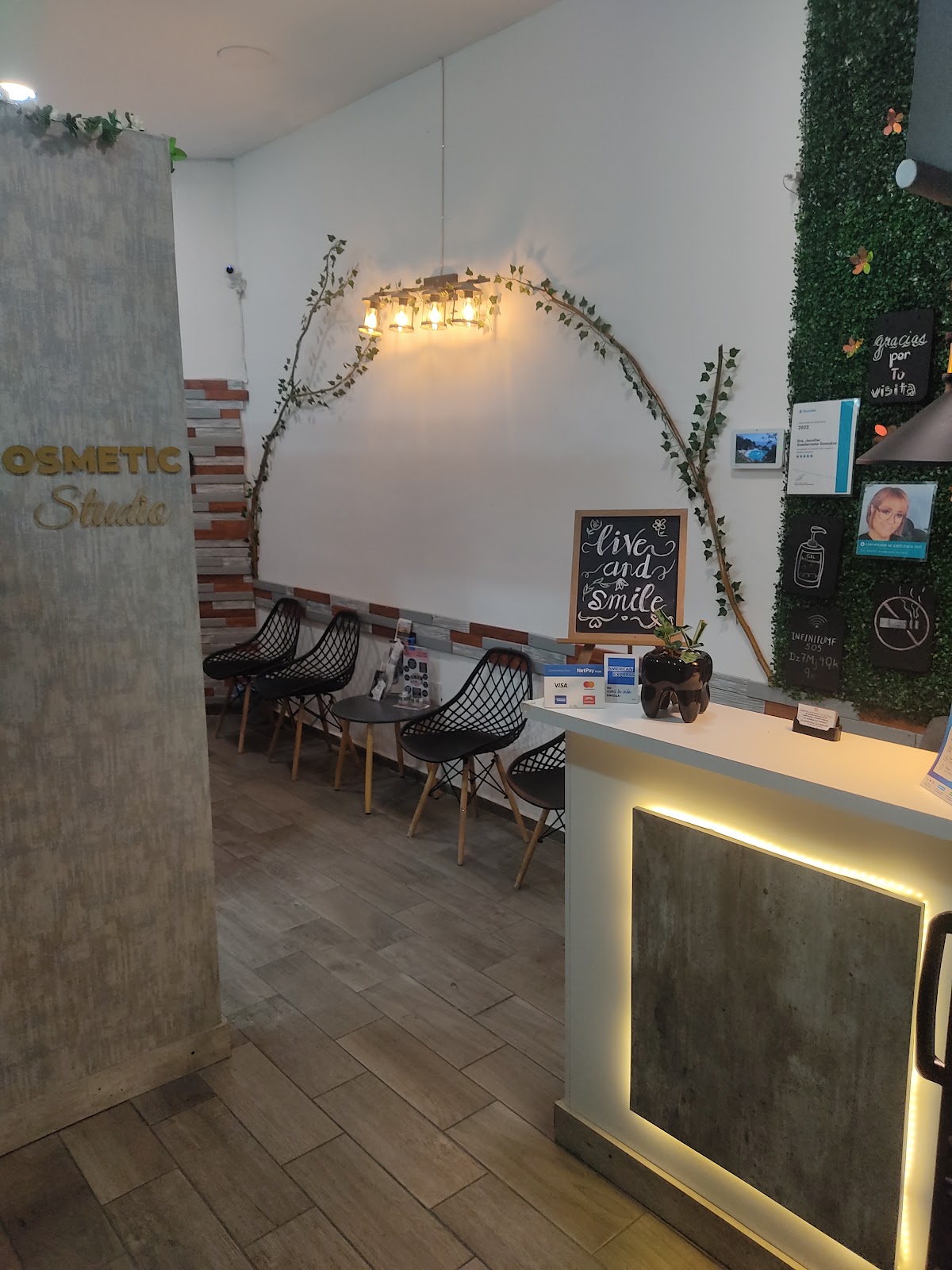 DENTAL & COSMETIC STUDIO — foto 3
