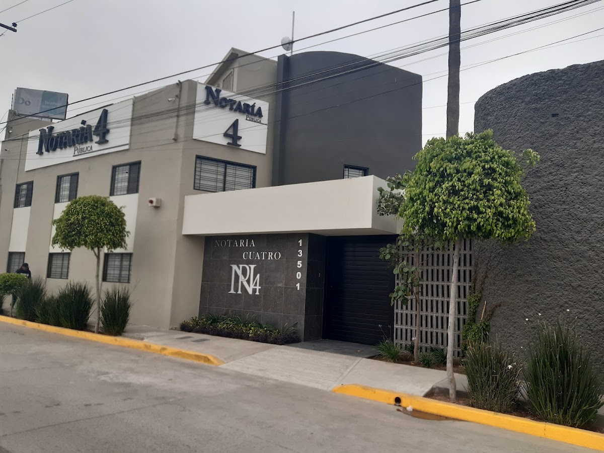 Notaria Publica No. 4