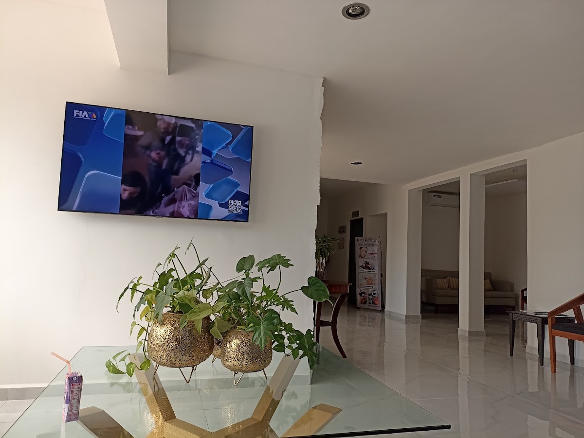 CENTRO DE ESPECIALIDADES MÉDICAS Y ODONTOLÓGICAS DE MÉRIDA — foto 4