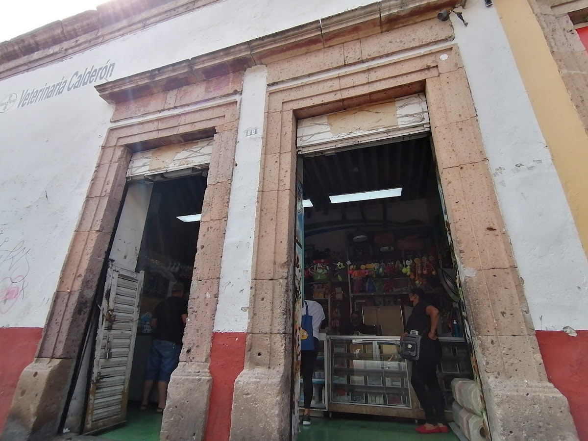 Farmacia Veterinaria Calderón — foto 3