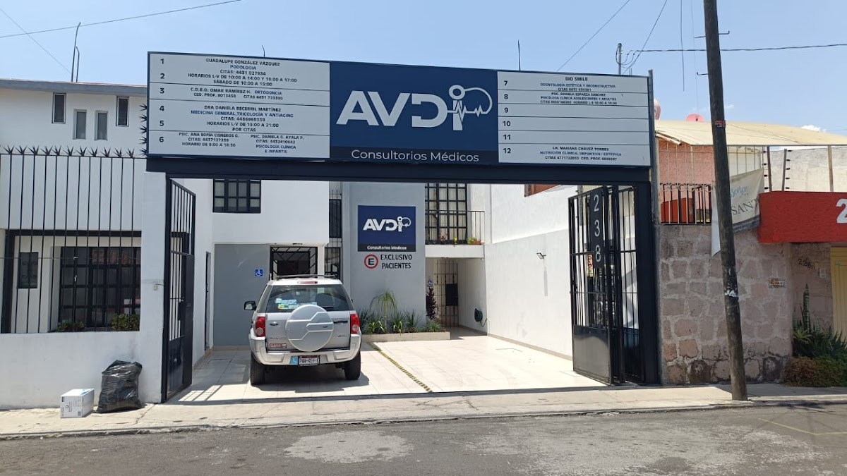Dra. Christian De la Mora Morado, Dentista - Odontólogo — foto 2