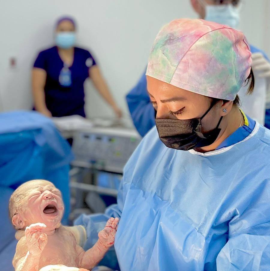 Dra. Perla Gómez - Ginecología y Obstetricia- Medicina Materno Fetal