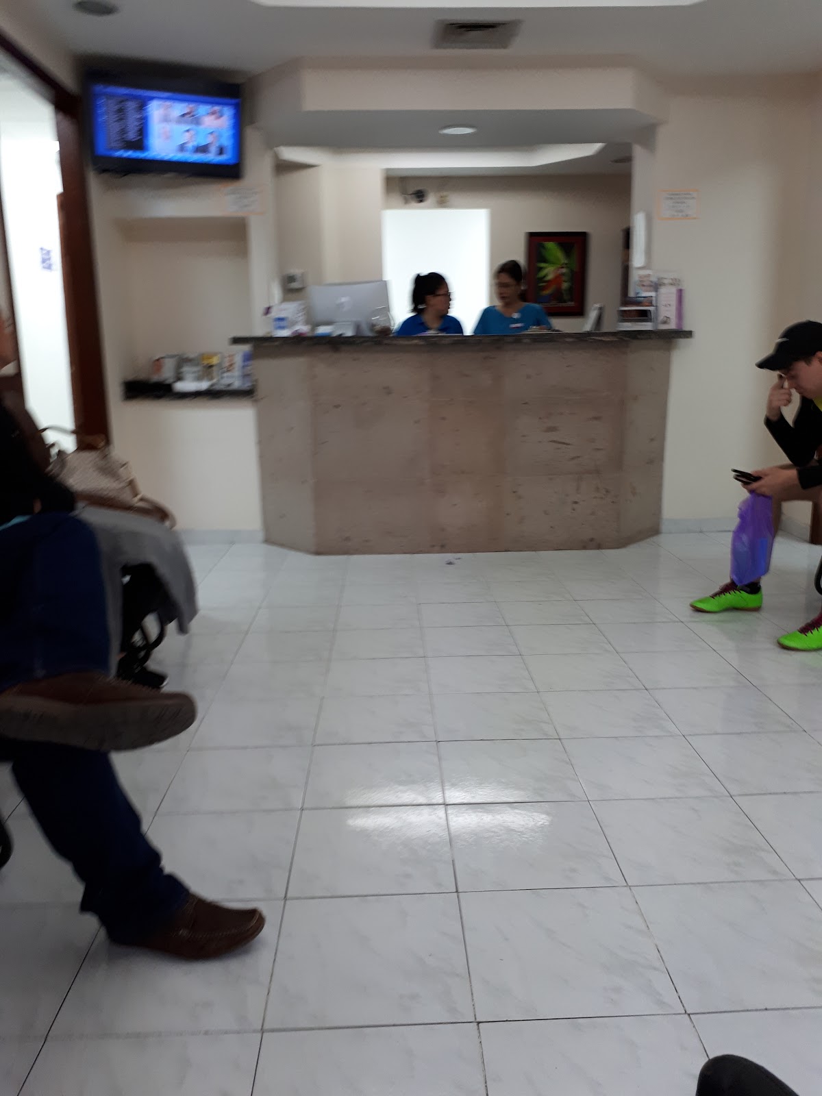 Centro de Dermatología de Monterrey - Leones — foto 3