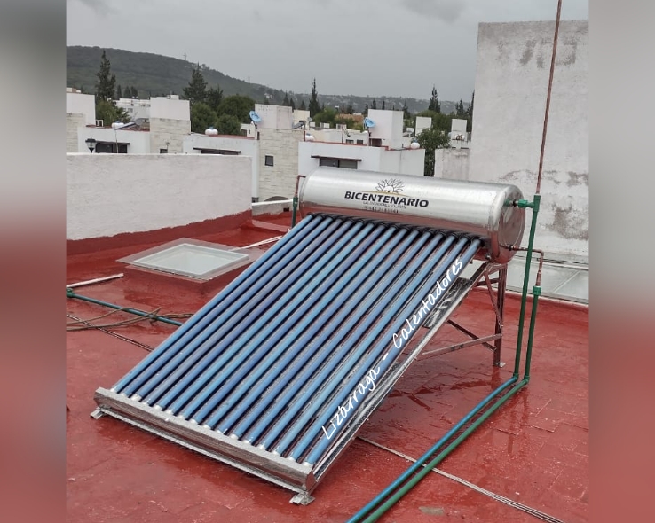 Calentadores Solares - Distribuidor marca "Bicentenario y Platino" — foto 3