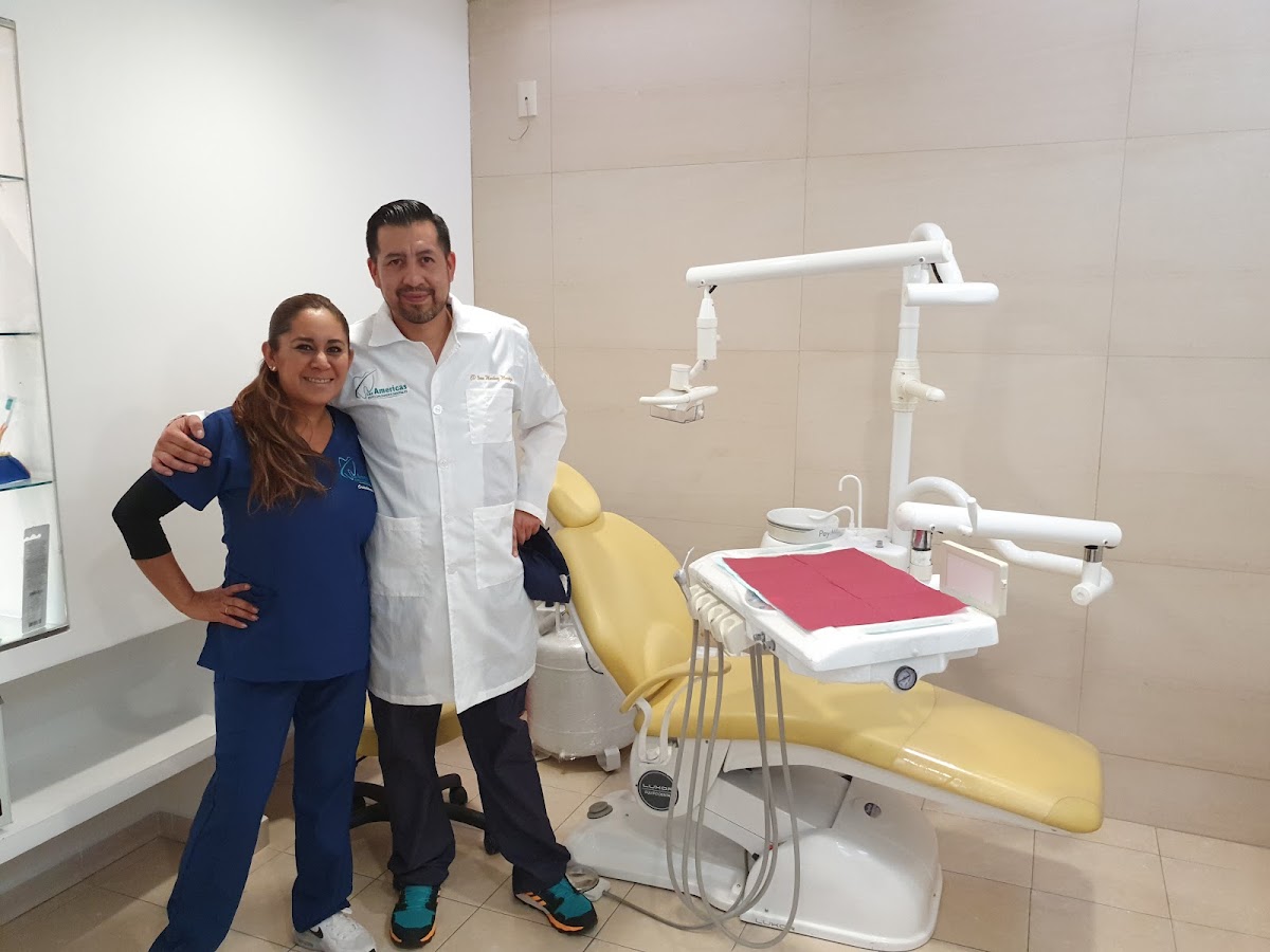 Las Americas Especialidades Dentales, Las Américas