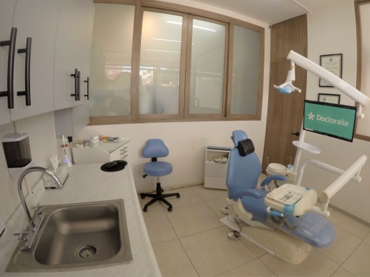 Clínica Dental Dr. Alex, Centro