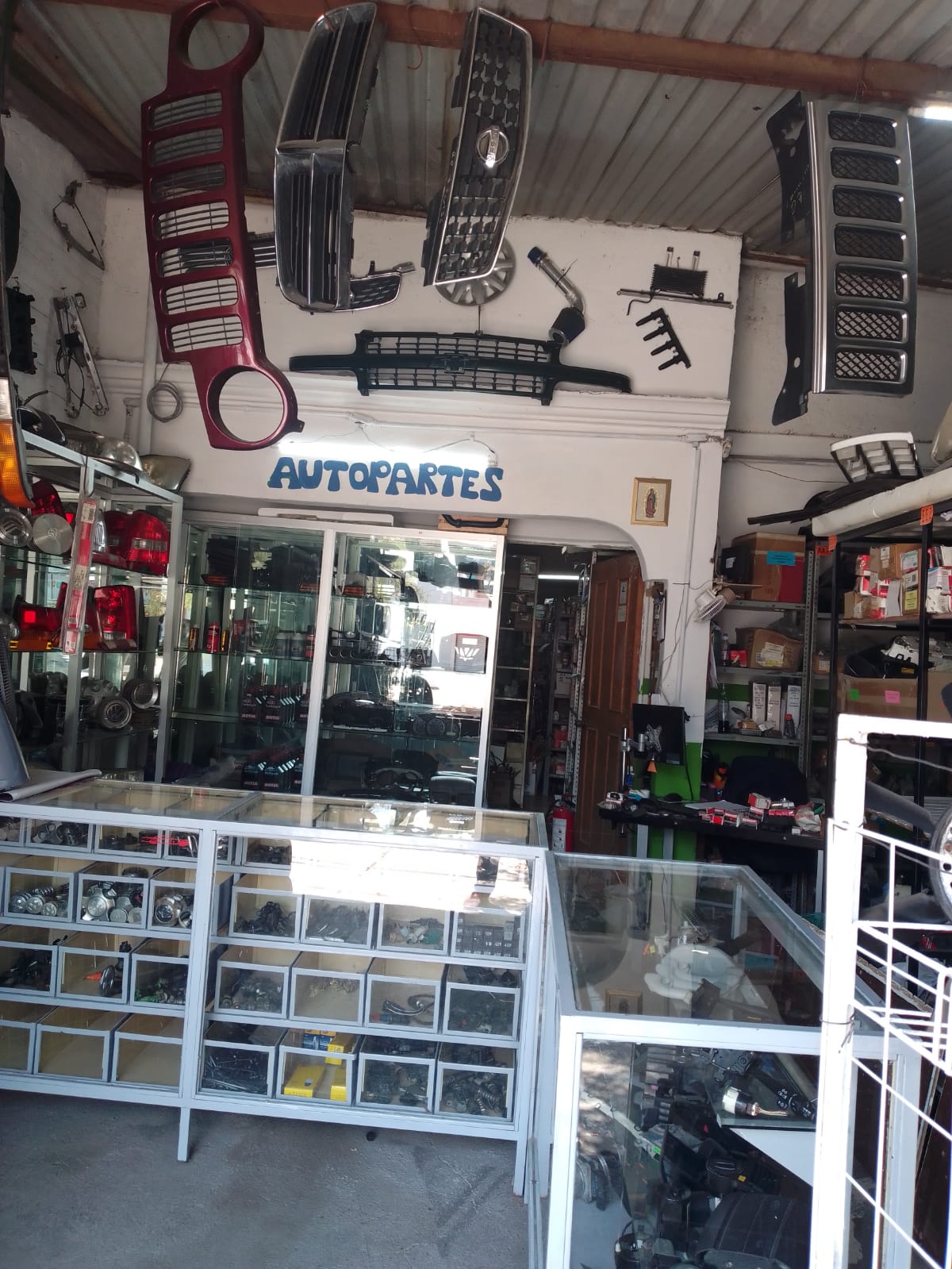 Servicio Automotriz Guevara Y Autopartes APG-SUR — foto 3