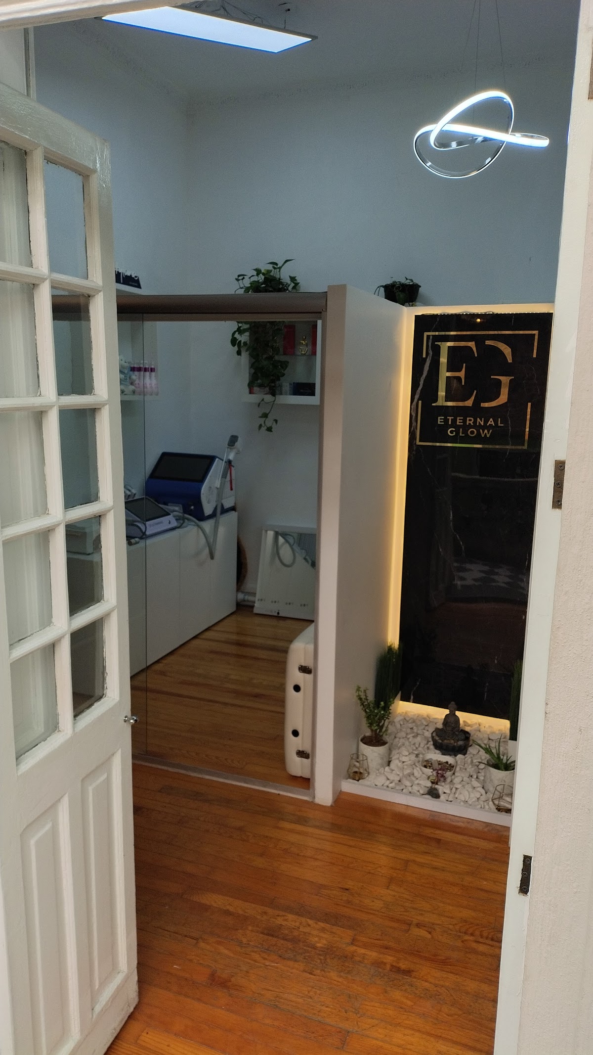 Eternal Glow CDMX Roma Norte (English speaking) - Botox | Hilos PDO | Sculptra | Fillers & more — foto 3