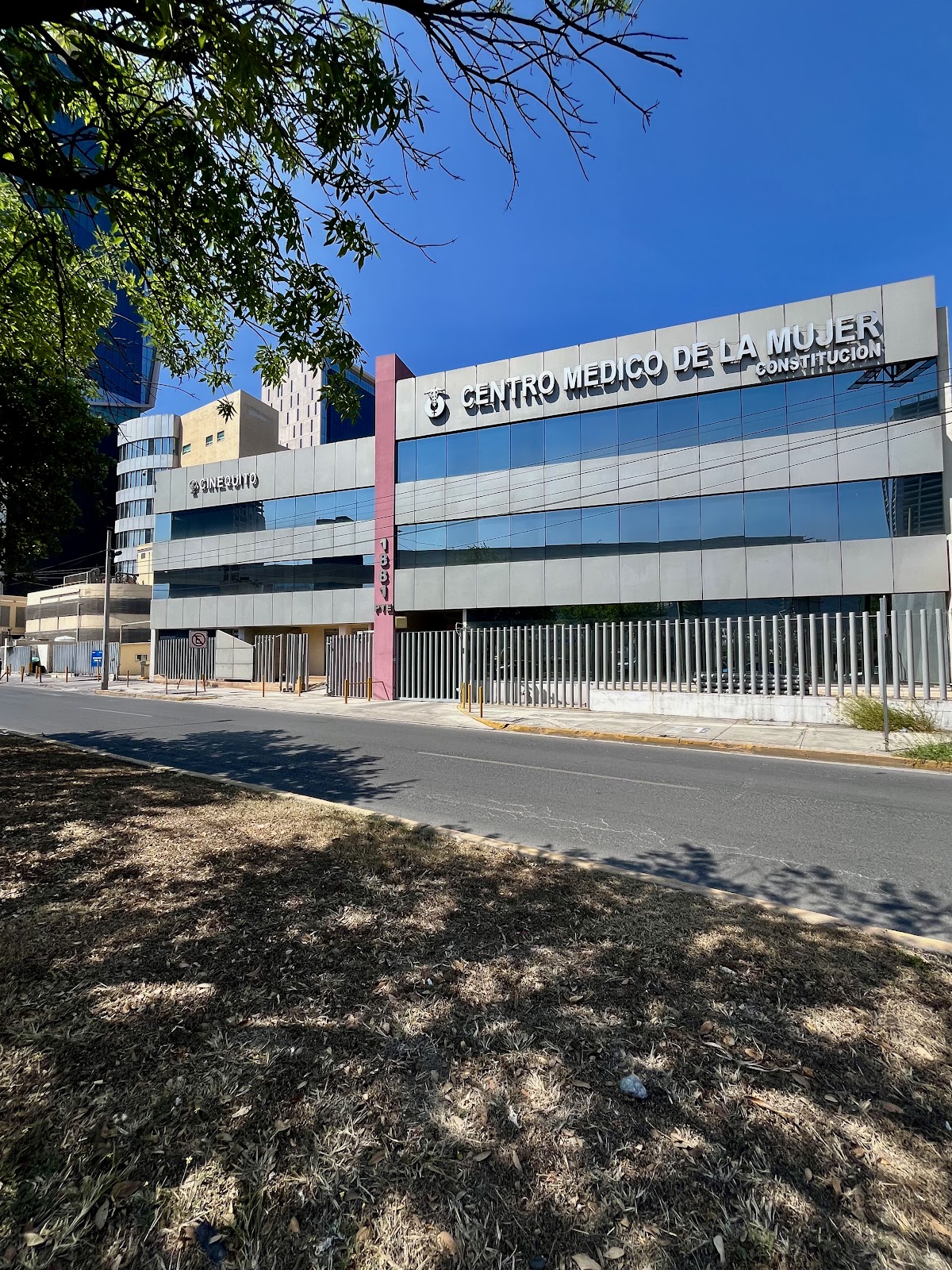 Centro Médico de la Mujer — foto 4