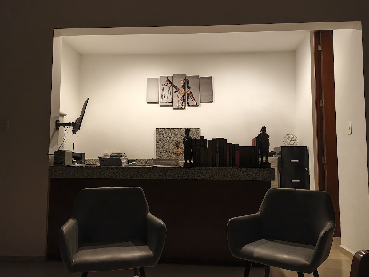 SIQUEIROS PATRÓN CORPORATIVO — foto 3