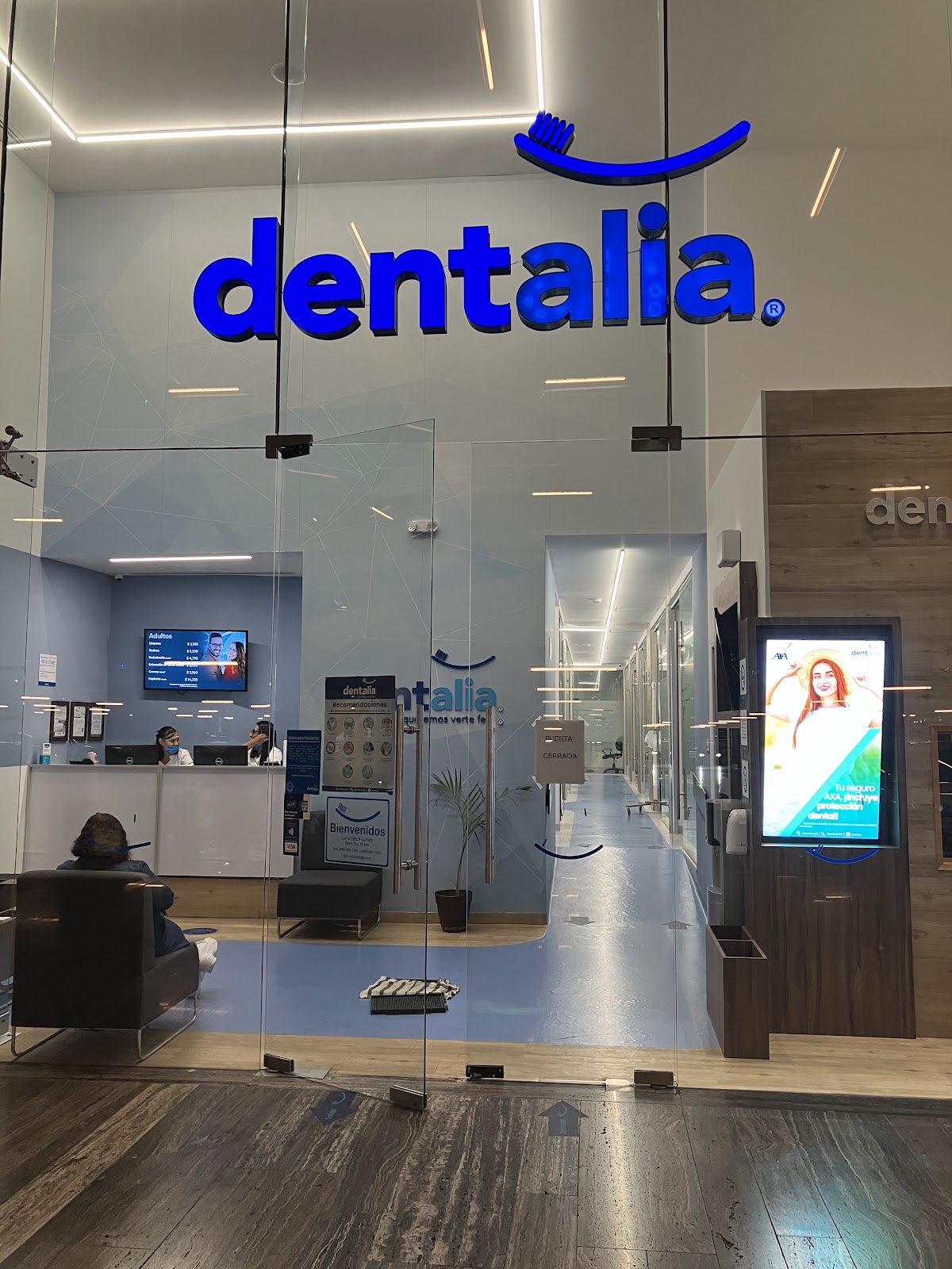 dentalia Urban Center Cancún — foto 4