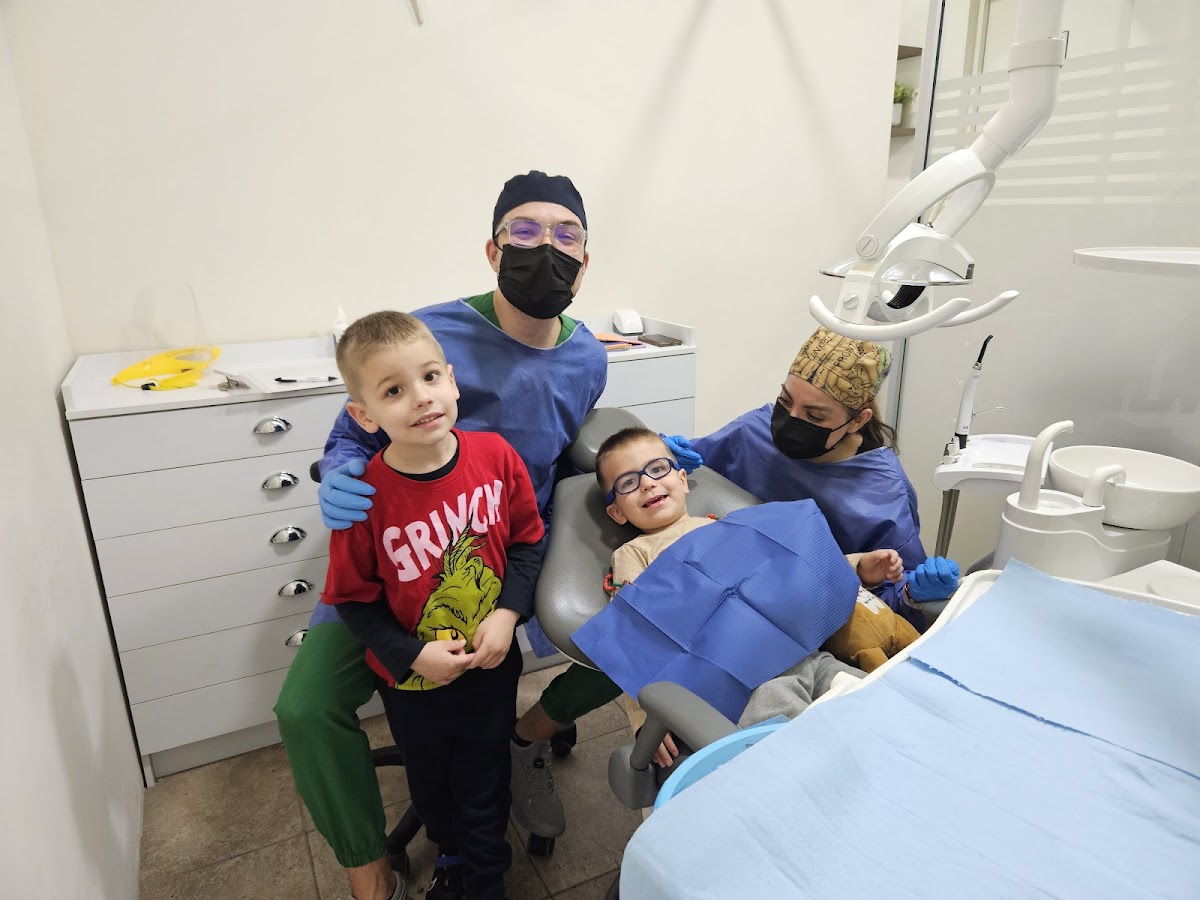 Consultorio Dental en Cumbres Family Dentist