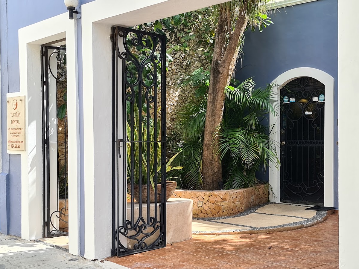 YUCATÁN DENTAL Dr. Jesús Sanchez Ruz — foto 2
