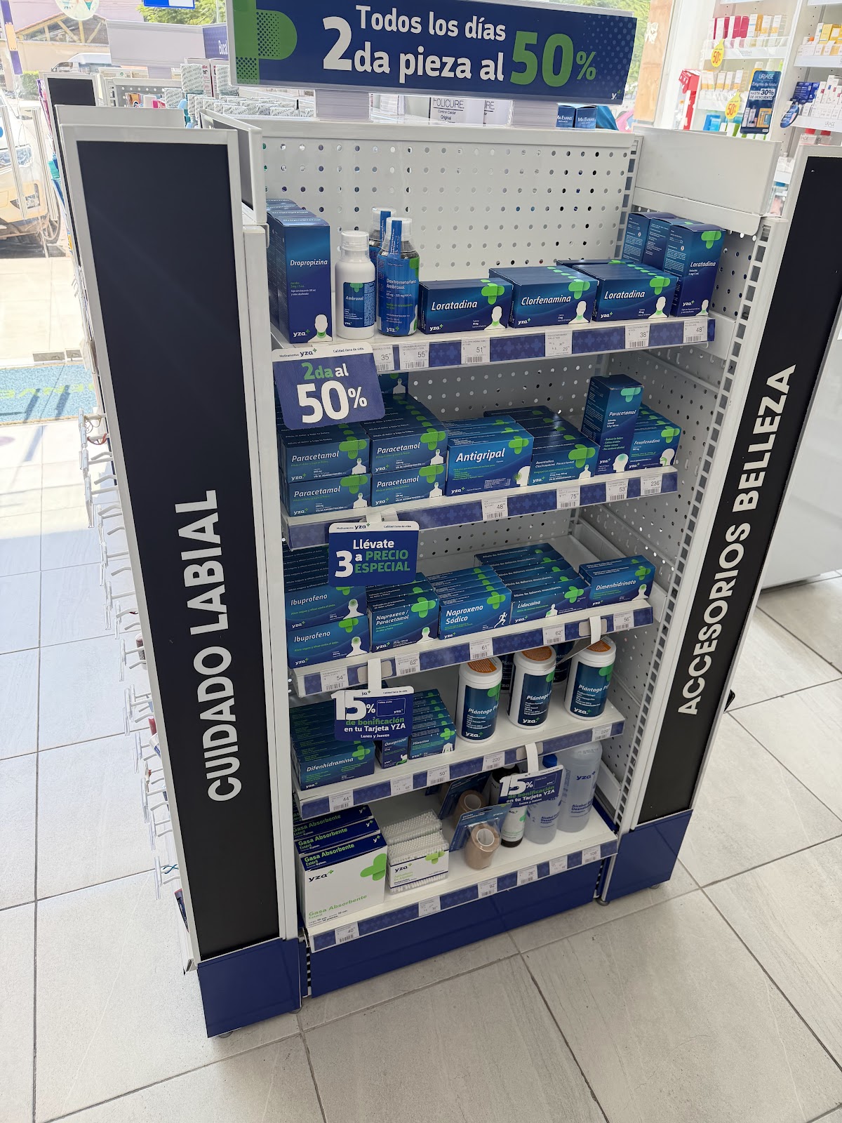 Farmacias YZA Pabellon Caribe — foto 2