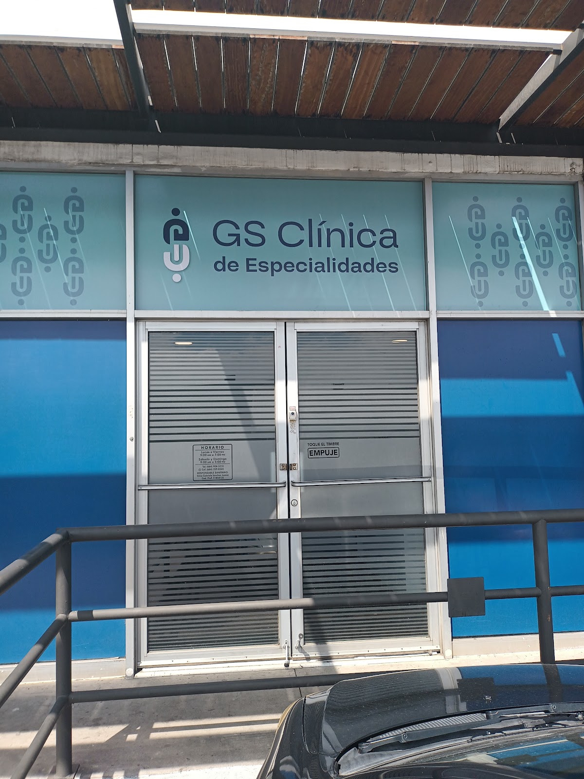 Clinica de Especialidades Medicas by Gabriela Sanz
