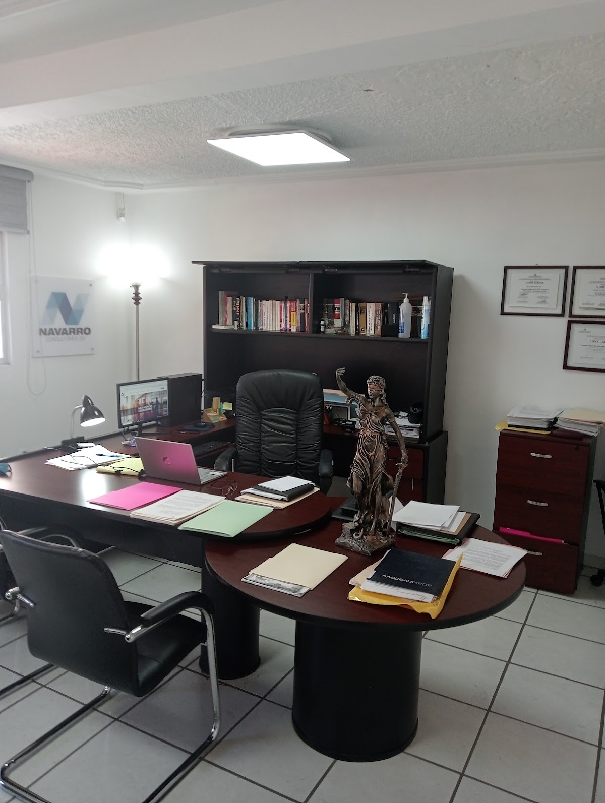 Navarro Consultores Lex